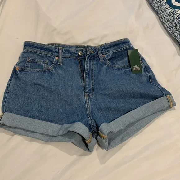 Shorts from Target. NWT. Never worn. Size 10 - Picture 2 of 6